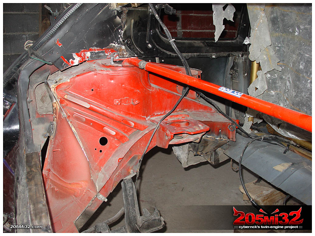 A steel bar was ready to be used for strengthening the rear slam panel.