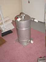 Dry sump tank