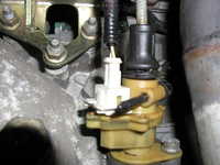 speedsensor pickup from a 2.0-8V Citroen XM (has both cable and electronic signals)