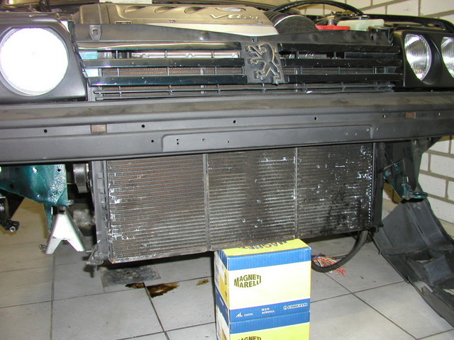 hmmm...this 605 V6 radiator seems a little too big