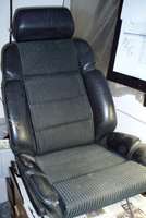 seat1.thumb.jpg